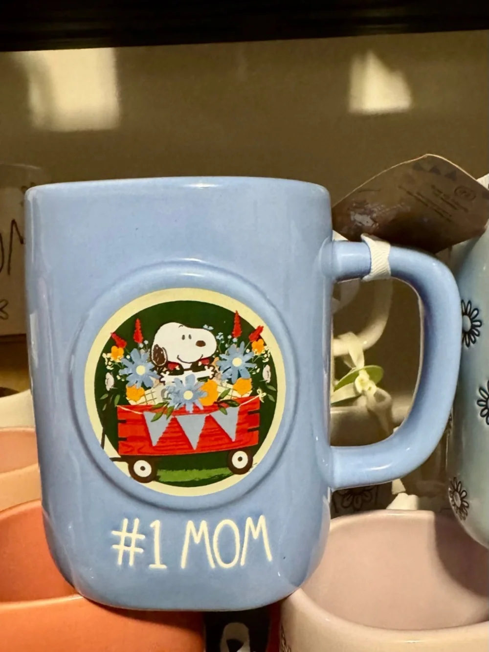 Rae Dunn - #1 Mom Snoopy Mug - Picture 1 of 1